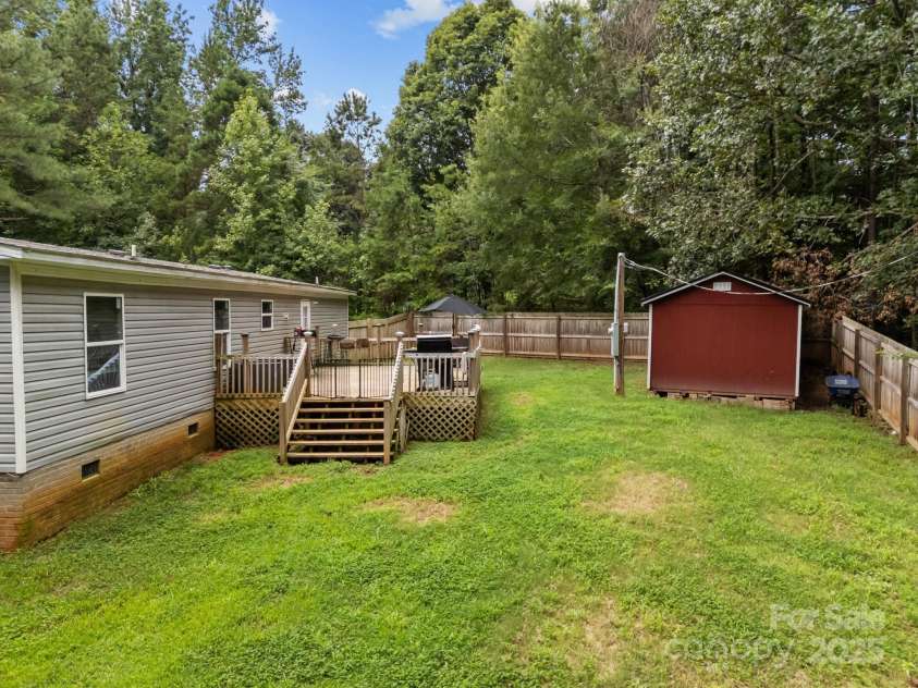 250 Timber Ridge Drive, Salisbury, NC 28144.  MLS# CAR4292793, YatesRealty ID 34835. 
