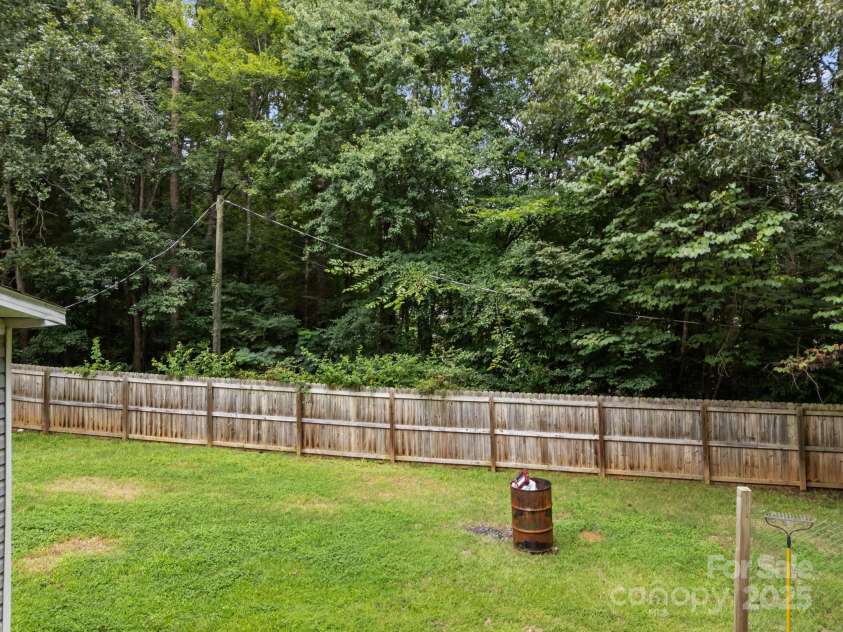 250 Timber Ridge Drive, Salisbury, NC 28144.  MLS# CAR4292793, YatesRealty ID 34835. 