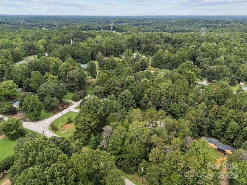 250 Timber Ridge Drive, Salisbury, NC 28144.  MLS# CAR4292793, YatesRealty ID 34835. 
