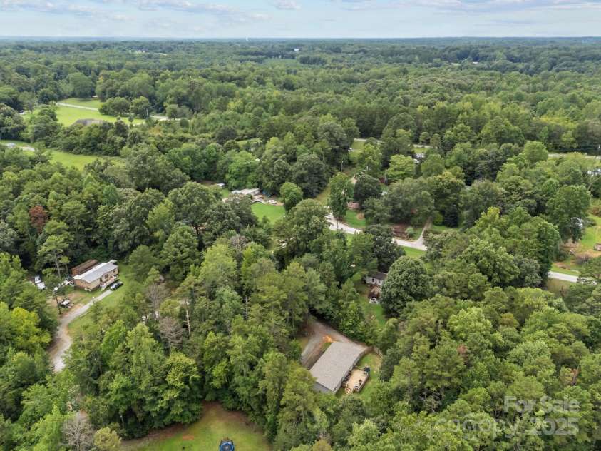 250 Timber Ridge Drive, Salisbury, NC 28144.  MLS# CAR4292793, YatesRealty ID 34835. 