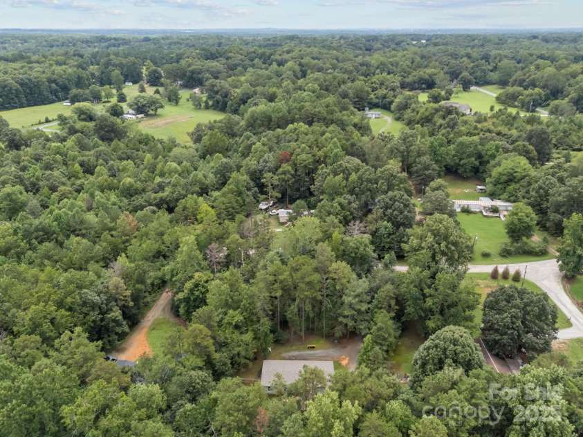 250 Timber Ridge Drive, Salisbury, NC 28144.  MLS# CAR4292793, YatesRealty ID 34835. 