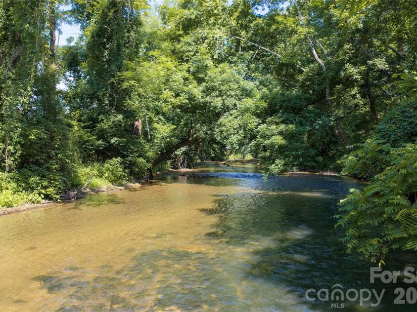 10 Old Turnpike Road, Mills River, NC 28759.  MLS# CAR4399387, YatesRealty ID 34836. Mills River