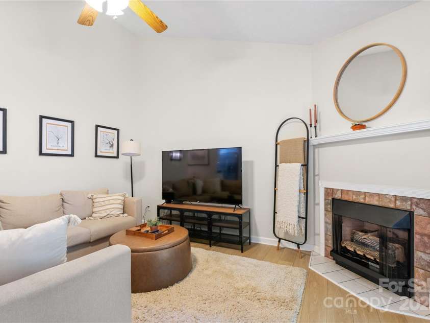 38 Leatherwood Drive, Candler, NC 28715.  MLS# CAR4295825, YatesRealty ID 34836. 