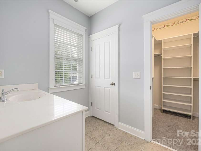 16518 Spruell Street, Huntersville, NC 28078.  MLS# CAR4293259, YatesRealty ID 34837. 