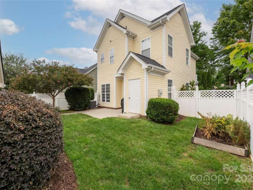16518 Spruell Street, Huntersville, NC 28078.  MLS# CAR4293259, YatesRealty ID 34837. 