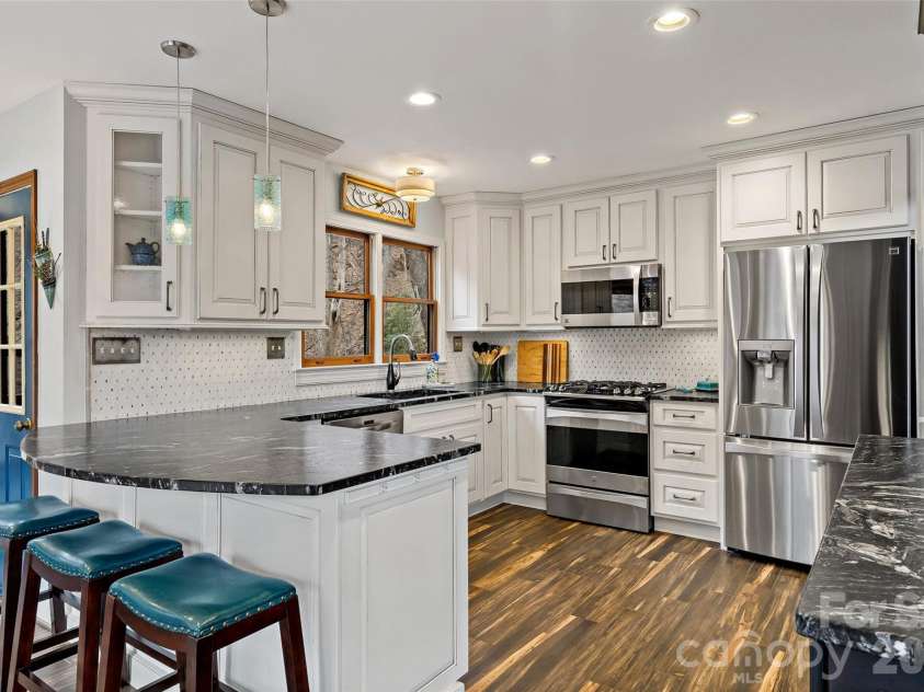 33 Cammies Way, Old Fort, NC 28762.  MLS# CAR4400236, YatesRealty ID 34837. 