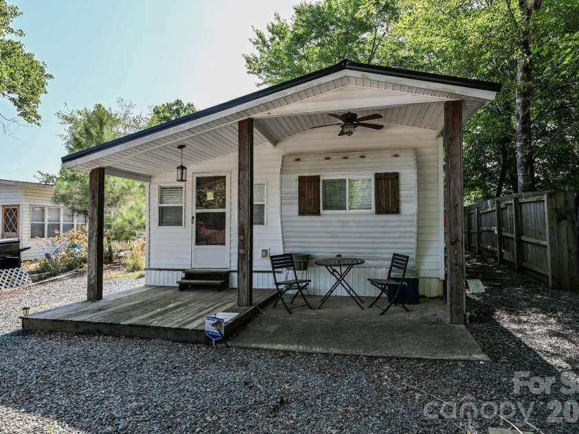 125 Hollywood Trail, Mount Gilead, NC 27306.  MLS# CAR4400024, YatesRealty ID 34838. 