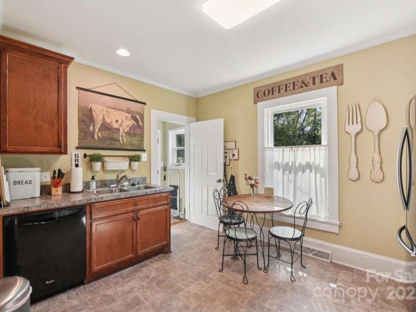 105 Bell Street, Mount Holly, NC 28120.  MLS# CAR4293099, YatesRealty ID 34839. 