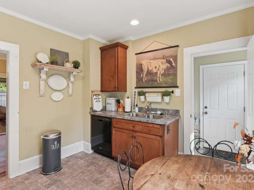 105 Bell Street, Mount Holly, NC 28120.  MLS# CAR4293099, YatesRealty ID 34839. 