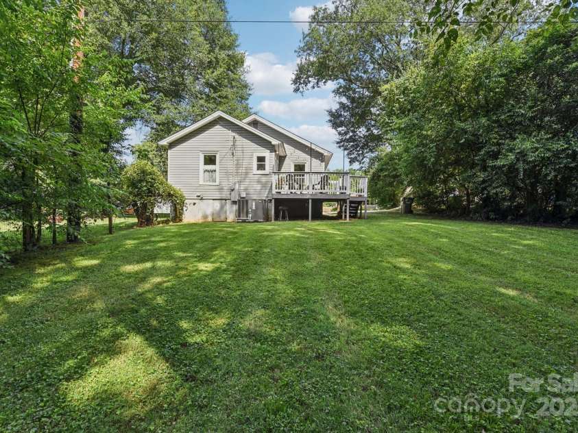 105 Bell Street, Mount Holly, NC 28120.  MLS# CAR4293099, YatesRealty ID 34839. 