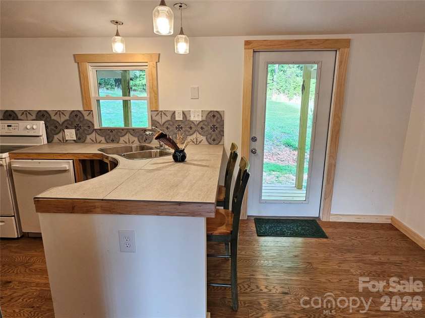 516 John Swofford Road, Nebo, NC 28761.  MLS# CAR4397617, YatesRealty ID 34839. 