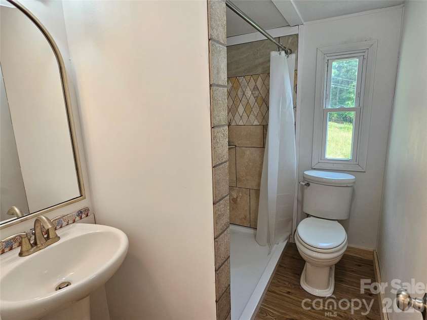 516 John Swofford Road, Nebo, NC 28761.  MLS# CAR4397617, YatesRealty ID 34839. 