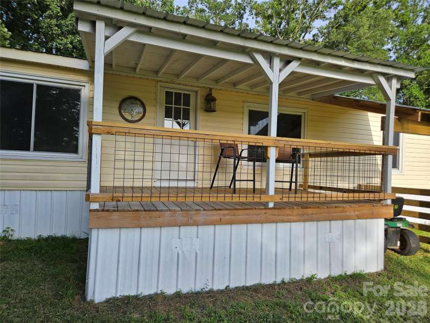 516 John Swofford Road, Nebo, NC 28761.  MLS# CAR4397617, YatesRealty ID 34839. 