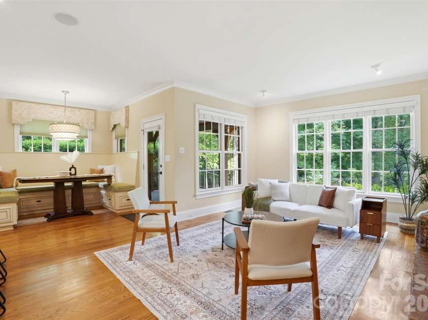 1405 Elmsford Lane, Matthews, NC 28105.  MLS# CAR4387431, YatesRealty ID 3484. 