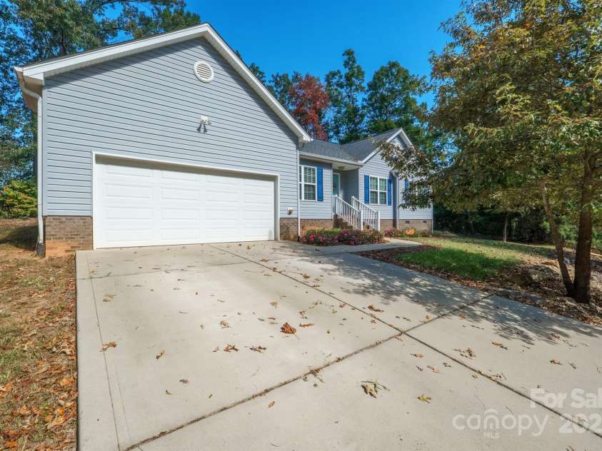 5039 Penn Road, Iron Station, NC 28080.  MLS# CAR4312822, YatesRealty ID 3484. 