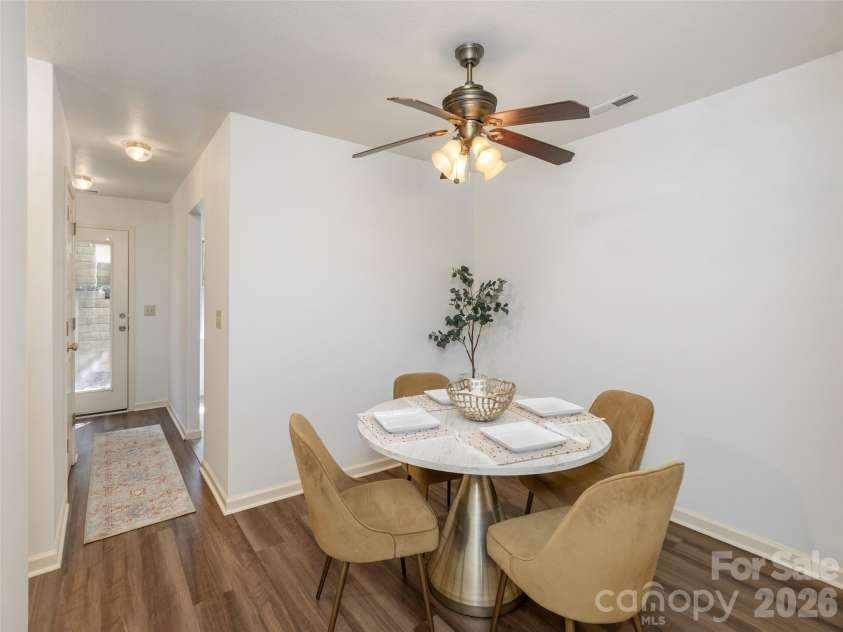 702 Carlyle Way, Asheville, NC 28803.  MLS# CAR4299061, YatesRealty ID 3484. 