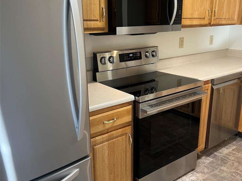 702 Carlyle Way, Asheville, NC 28803.  MLS# CAR4299061, YatesRealty ID 3484. 