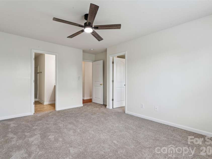 6443 Prosperity Church Road, Charlotte, NC 28269.  MLS# CAR4399263, YatesRealty ID 34840. Primary Bedroom on upper floor