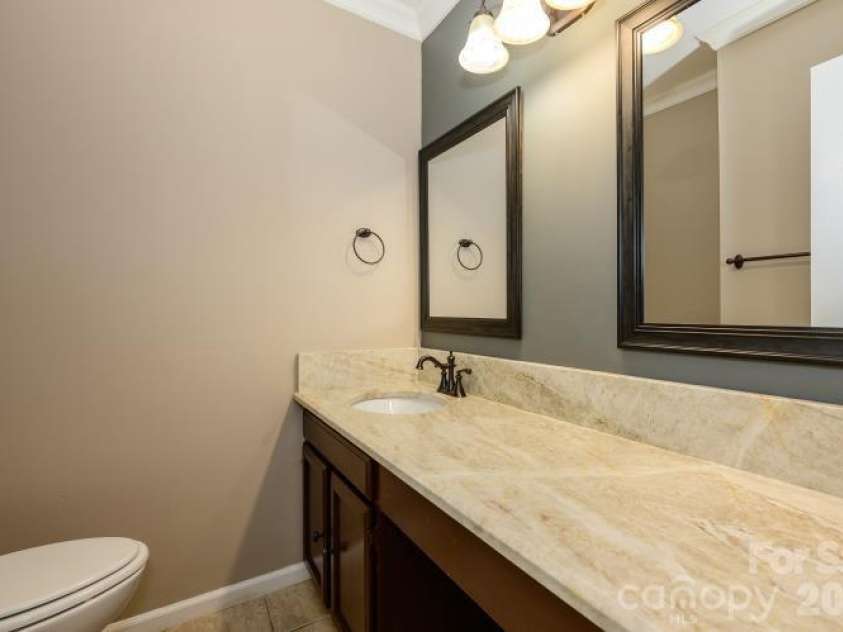 3605 Colony Crossing Drive, Charlotte, NC 28226.  MLS# CAR4398569, YatesRealty ID 34841. 