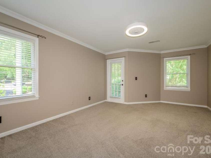 3605 Colony Crossing Drive, Charlotte, NC 28226.  MLS# CAR4398569, YatesRealty ID 34841. 