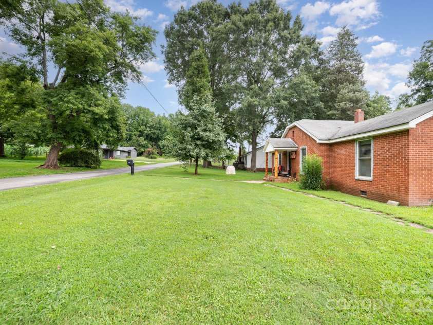 175 Ketchie Estates Road, China Grove, NC 28023.  MLS# CAR4292635, YatesRealty ID 34842. 