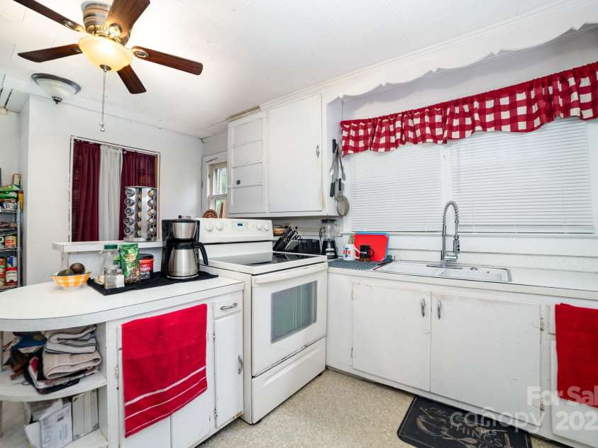 175 Ketchie Estates Road, China Grove, NC 28023.  MLS# CAR4292635, YatesRealty ID 34842. 