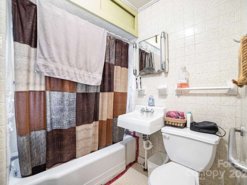 175 Ketchie Estates Road, China Grove, NC 28023.  MLS# CAR4292635, YatesRealty ID 34842. 