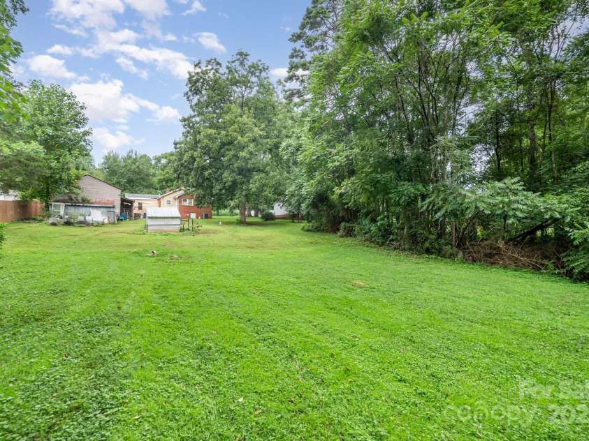 175 Ketchie Estates Road, China Grove, NC 28023.  MLS# CAR4292635, YatesRealty ID 34842. 