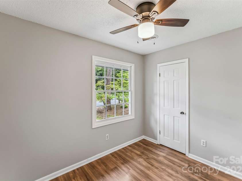 1120 16th Avenue, Hickory, NC 28601.  MLS# CAR4281676, YatesRealty ID 34843. 3 Secondary Bedrooms