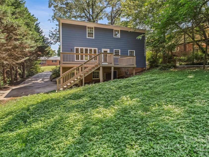 1120 16th Avenue, Hickory, NC 28601.  MLS# CAR4281676, YatesRealty ID 34843. Large Deck