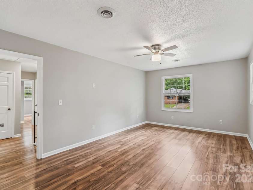 1120 16th Avenue, Hickory, NC 28601.  MLS# CAR4281676, YatesRealty ID 34843. Primary Bedroom