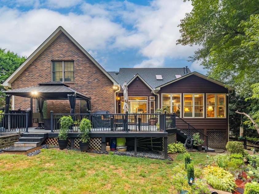 1128 Bugle Lane, Newton, NC 28658.  MLS# CAR4283923, YatesRealty ID 34846. 