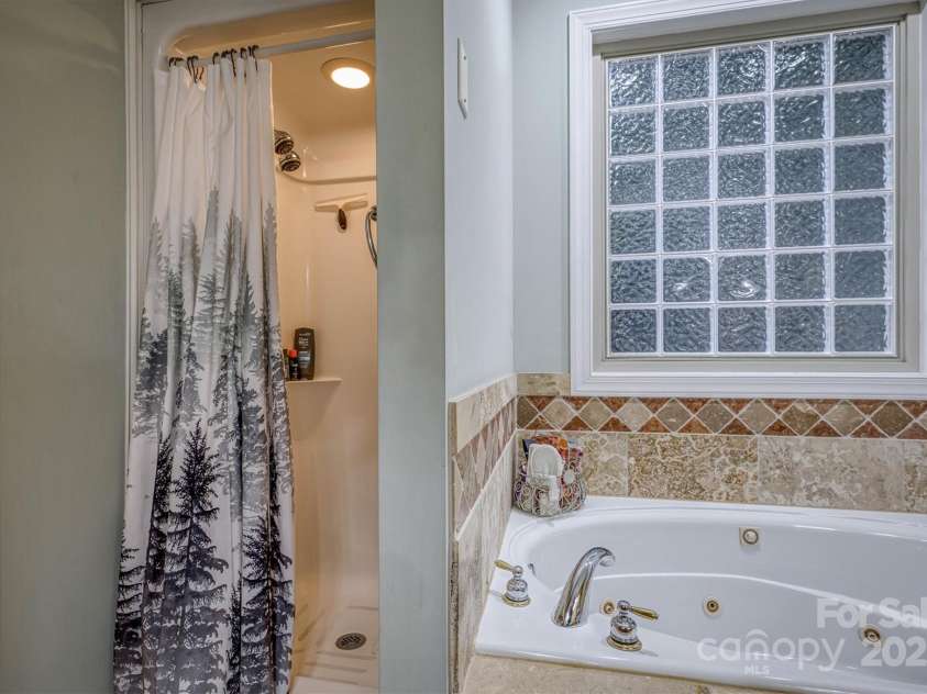 1128 Bugle Lane, Newton, NC 28658.  MLS# CAR4283923, YatesRealty ID 34846. 