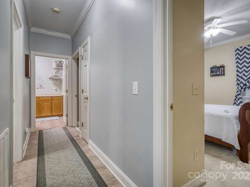 1128 Bugle Lane, Newton, NC 28658.  MLS# CAR4283923, YatesRealty ID 34846. 