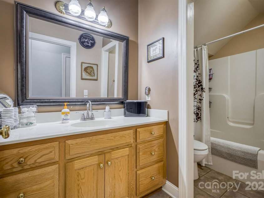 1128 Bugle Lane, Newton, NC 28658.  MLS# CAR4283923, YatesRealty ID 34846. 