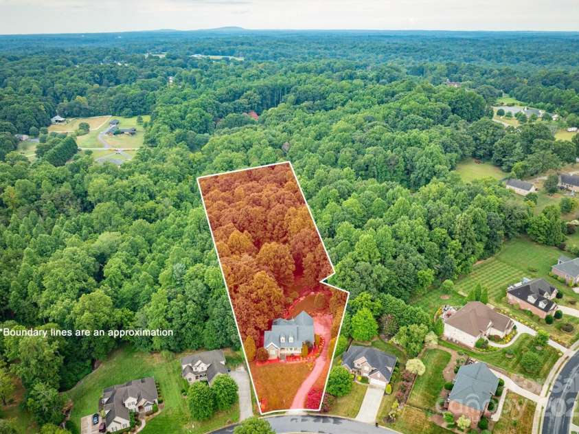 1128 Bugle Lane, Newton, NC 28658.  MLS# CAR4283923, YatesRealty ID 34846. 