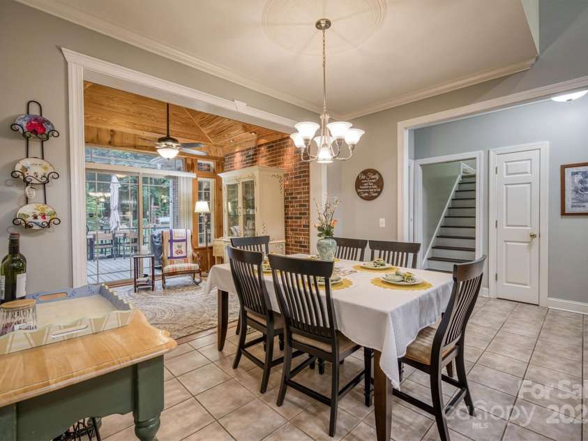 1128 Bugle Lane, Newton, NC 28658.  MLS# CAR4283923, YatesRealty ID 34846. 