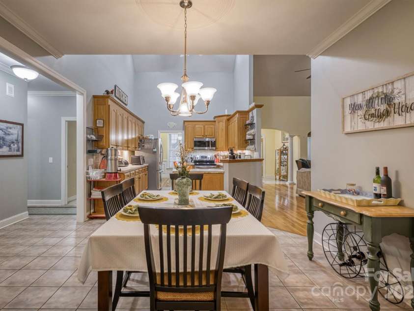 1128 Bugle Lane, Newton, NC 28658.  MLS# CAR4283923, YatesRealty ID 34846. 