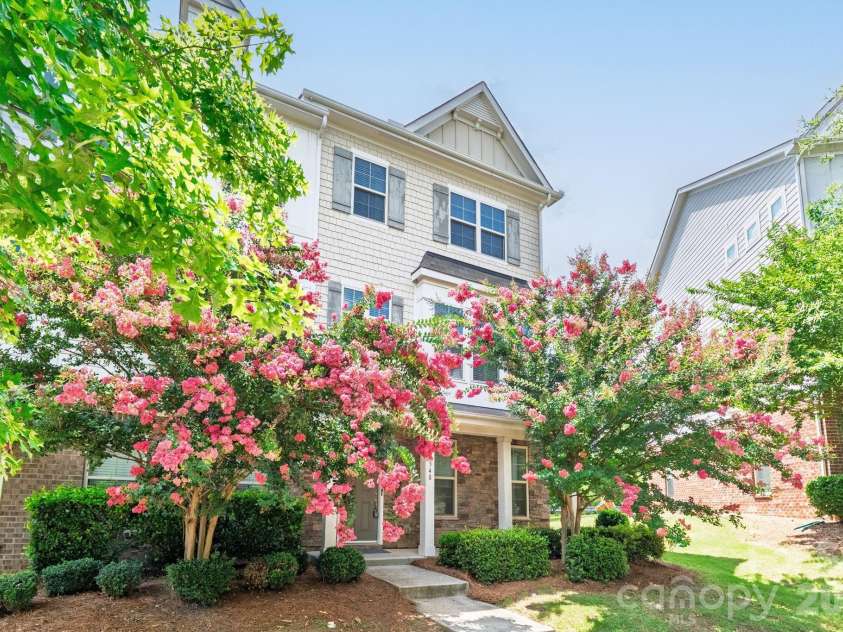 9348 Ainslie Downs Street, Charlotte, NC 28273.  MLS# CAR4400255, YatesRealty ID 34846. 