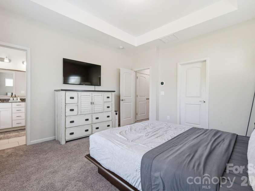 9348 Ainslie Downs Street, Charlotte, NC 28273.  MLS# CAR4400255, YatesRealty ID 34846. 