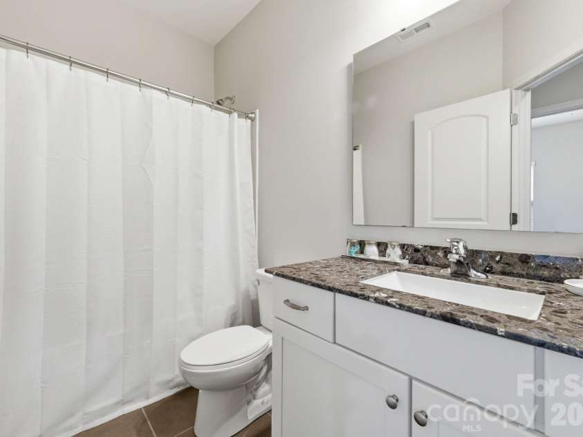9348 Ainslie Downs Street, Charlotte, NC 28273.  MLS# CAR4400255, YatesRealty ID 34846. Bath 2