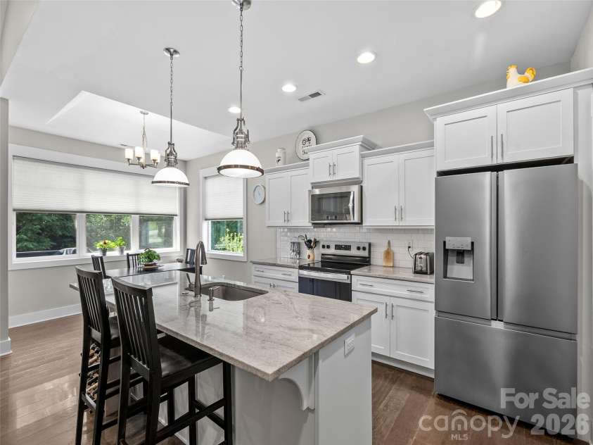 76 Anvil Avenue, Hendersonville, NC 28792.  MLS# CAR4400159, YatesRealty ID 34847. 