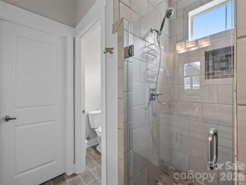 76 Anvil Avenue, Hendersonville, NC 28792.  MLS# CAR4400159, YatesRealty ID 34847. 