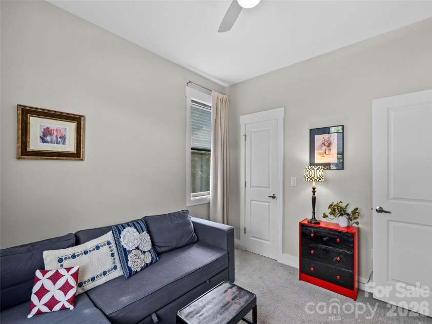 76 Anvil Avenue, Hendersonville, NC 28792.  MLS# CAR4400159, YatesRealty ID 34847. 