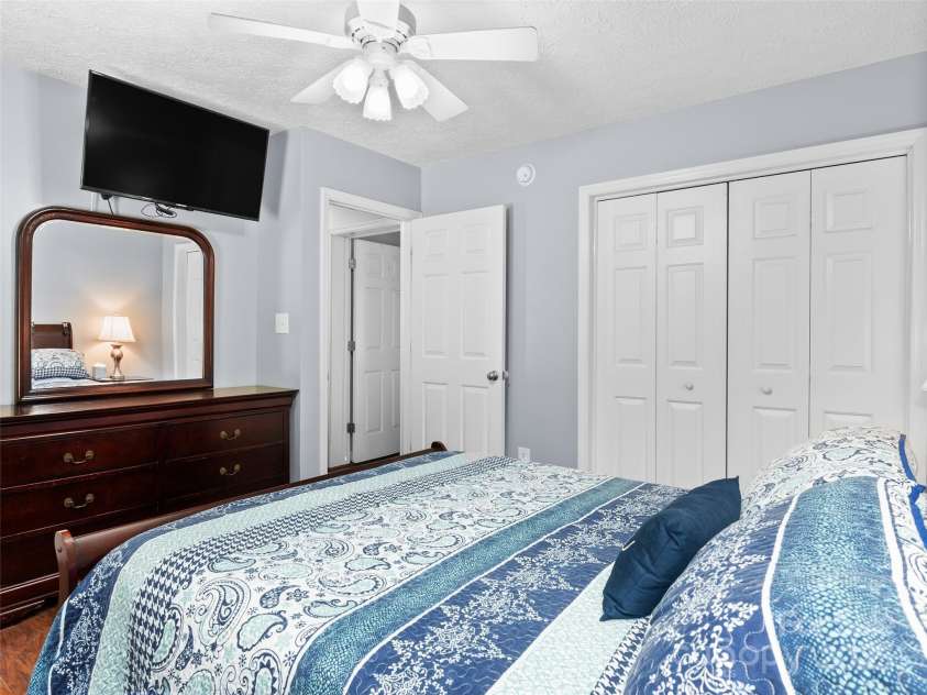 177 Rhoda Street, Canton, NC 28716.  MLS# CAR4292224, YatesRealty ID 34848. 