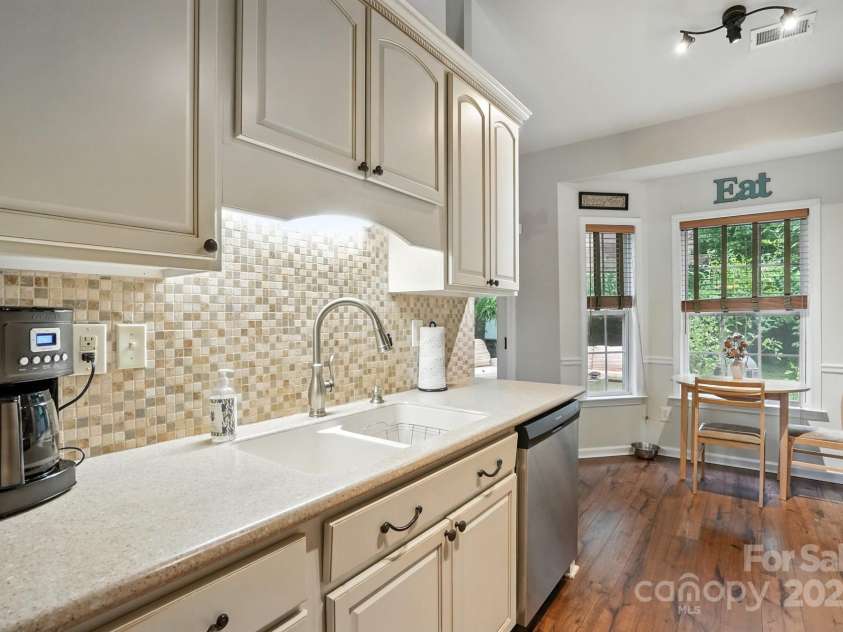 129 Arbridge Court, Mount Holly, NC 28120.  MLS# CAR4289183, YatesRealty ID 34849. 