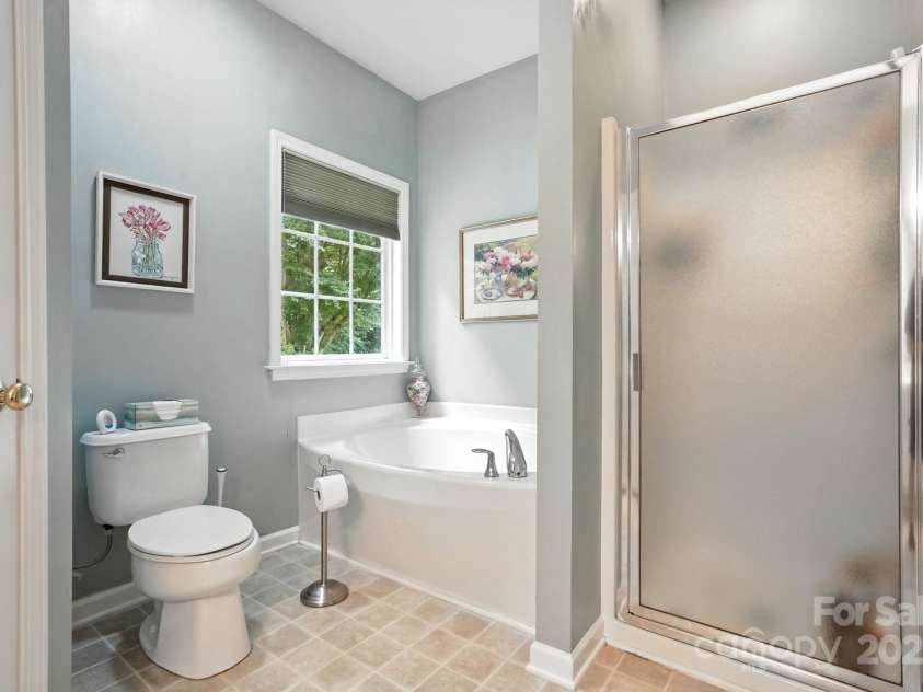 129 Arbridge Court, Mount Holly, NC 28120.  MLS# CAR4289183, YatesRealty ID 34849. 