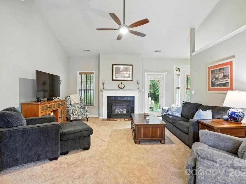 129 Arbridge Court, Mount Holly, NC 28120.  MLS# CAR4289183, YatesRealty ID 34849. Vaulted ceilings in living room