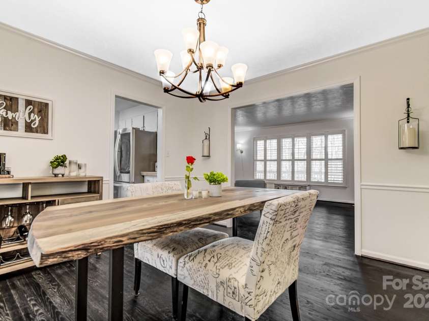 108 La Bellevue Street, Morganton, NC 28655.  MLS# CAR4162716, YatesRealty ID 3485. 