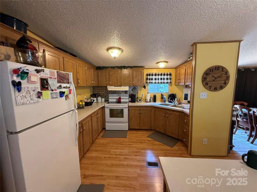 1266 Price Hollow Place, Lenoir, NC 28645.  MLS# CAR4286976, YatesRealty ID 34850. 